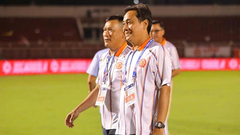  Phùng Thanh Phương, 'người chữa cháy', ai ngờ... lụm luôn cúp vô địch