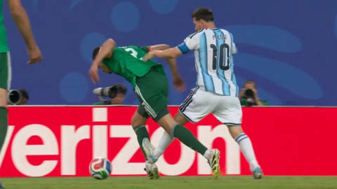 Điểm tin sáng 20/6: Algeria kiện FIFA vì trọng tài không phạt thẻ đỏ Messi