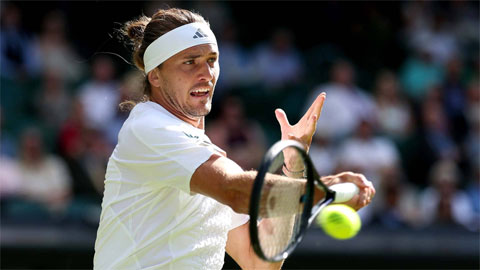  Alexander Zverev thắng nhọc trận ra quân Wimbledon