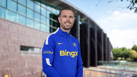  Chelsea mua Henderson không phải vì chuyên môn, mà vì một lý do đặc biệt
