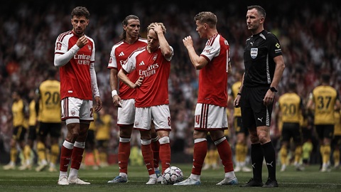  Dortmund vạch trần điểm yếu của Arsenal trước ngày khai màn