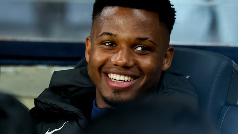  Barca: ‘Truyền nhân’ của Messi không ngạc nhiên về Yamal