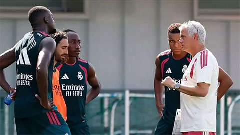  Mourinho kiên nhẫn với 'bom tấn' 140 triệu euro của Real