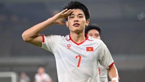  Đình Bắc được so sánh với 'thần đồng' của bóng đá Thái Lan