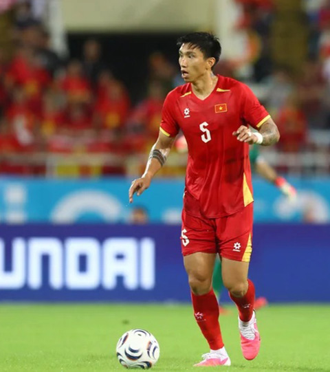 Văn Hậu tái xuất AFF Cup - Ảnh: VFF