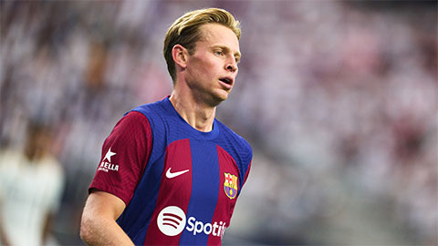  De Jong khiến Barca sôi máu
