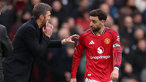  Bruno Fernandes sẽ mất suất đá chính tại MU?