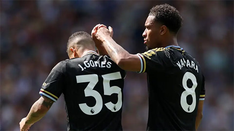  Màn sụp đổ tệ hại nhất của Aston Villa đã diễn ra như thế nào?
