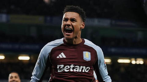  Emery ám chỉ Watkins từ chối ra sân khi nhà vô địch Europa Leagua thua trắng trước Brighton