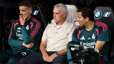 Mourinho xúc động trong ngày trở lại Bernabeu