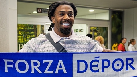  Hai cựu sao Barca tái hợp ở Deportivo