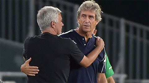 HLV Mourinho đã chủ động xin lỗi người đồng nghiệp Pellegrini
