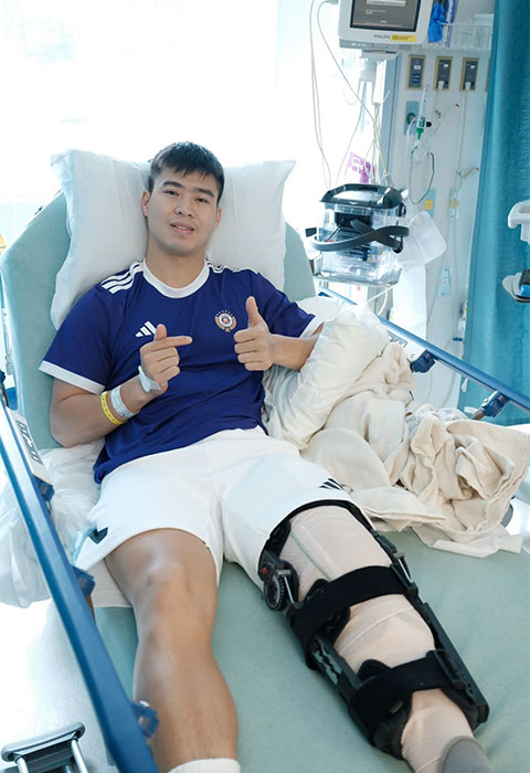 Duy Mạnh phẫu thuật thành công chấn thương sụn chêm tại Mỹ
