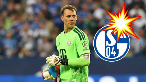  Neuer mỉa mai fan Schalke