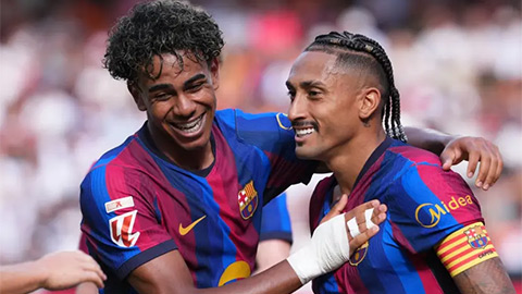  17 bàn sau 4 trận, Barca 'chấp' luôn tiền đạo số 9
