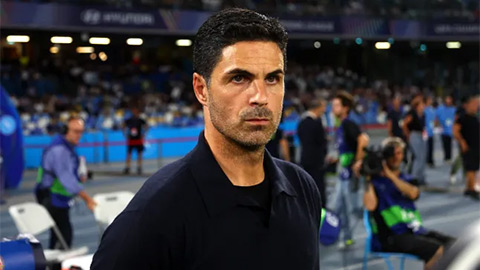HLV Arteta tức giận với ba học trò ở trận thắng Napoli