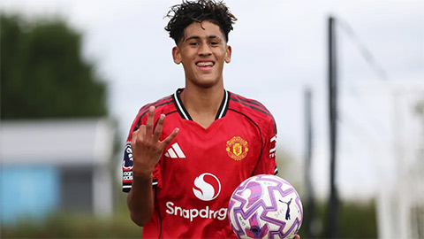 JJ Gabriel lập hat-trick cho đội trẻ MU tại UEFA Youth League