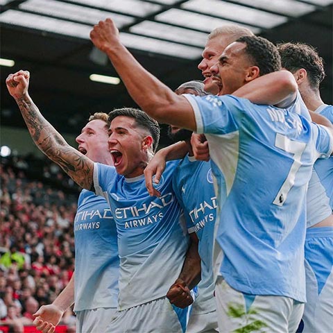 Man City có chiến thắng xứng đáng ở derby Manchester trước MU, dù phải chơi 10 chống 11