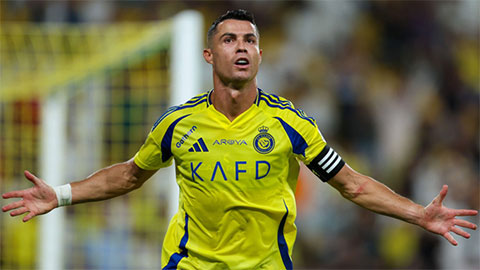  Ronaldo bất ngờ ‘quay xe’ vụ mua Al Nassr