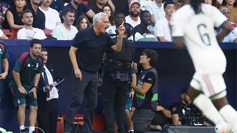  Real Madrid đối mặt tháng 10 giông bão sau derby Madrid