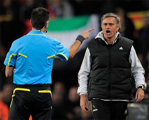Jose Mourinho rất nhiều lần "khẩu chiến" với trọng T