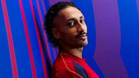  Raphinha: Tôi từng nghĩ mình sẽ rời Barca