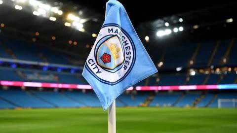  Man City không phạm tội, họ chỉ chơi ‘cuộc chơi của người giàu’