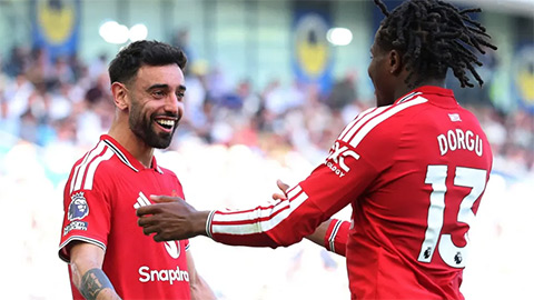  Tin bóng đá sáng 28/9: MU, Liverpool lao đao vì UEFA Nations League