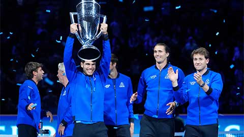  Alexander Zverev và Carlos Alcaraz giúp ĐT quần vợt châu Âu vô địch Laver Cup