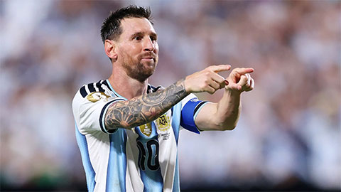  Argentina bất lực trong việc treo vĩnh viễn áo số 10 của Messi