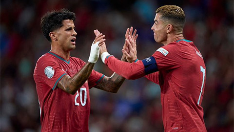  Tin bóng đá sáng 5/10: 'Ronaldo mãi là biểu tượng của Bồ Đào Nha'