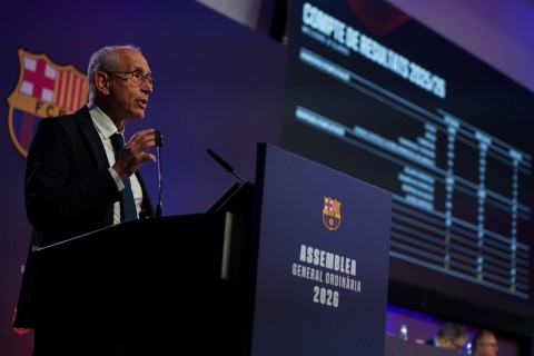 Barca sẽ vừa phải tăng lương cho các ngôi sao, vừa kiểm soát thật chặt quỹ lương. Ảnh: FC Barcelona