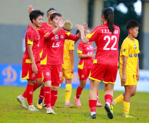 TP.HCM I lên ngôi vô địch trước 2 vòng đấu. Ảnh: Thanh Tuấn