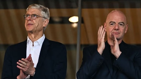  Arsene Wenger tranh ghế chủ tịch FIFA?