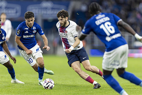 PSG tạm thời đánh chiếm ngôi đầu bảng