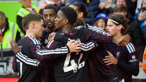  5 điểm sáng trong chiến thắng ngược dòng của Liverpool