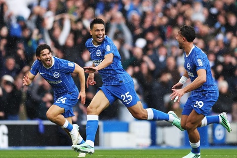 Brighton đang bay cao ở vị trí thứ 3 trên BXH Premier League