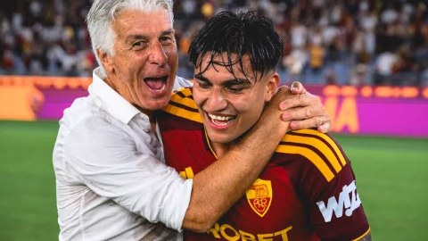  Gasperini hé lộ nước cờ mới, Roma sẵn sàng chơi với hai trung phong