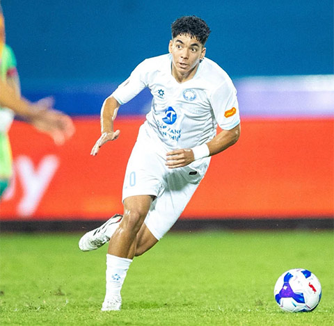Tyler Crawford được HLV Vũ Hồng Việt tạo điều kiện ra sân ở giai đoạn đầu V.League 2026/27