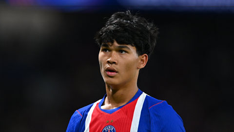  Barca đã gửi 'điệp viên' gây chia rẽ PSG?