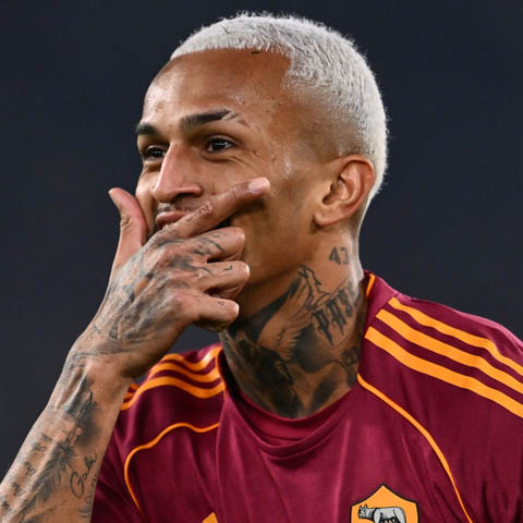Wesley trong tầm ngắm MU