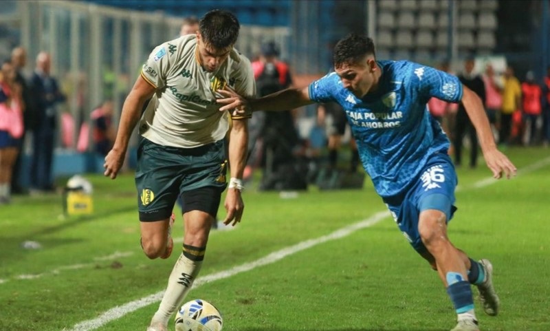 Nhật định phạt góc Aldosivi vs Atletico Tucuman, 00h30 ngày 22/9 - Ảnh 1