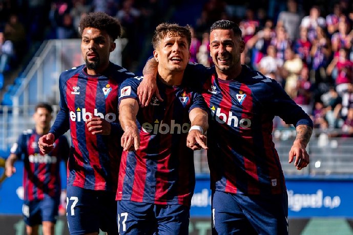  Nhận định Oviedo vs Eibar 23h30 ngày 12/10: Thử thách cực đại