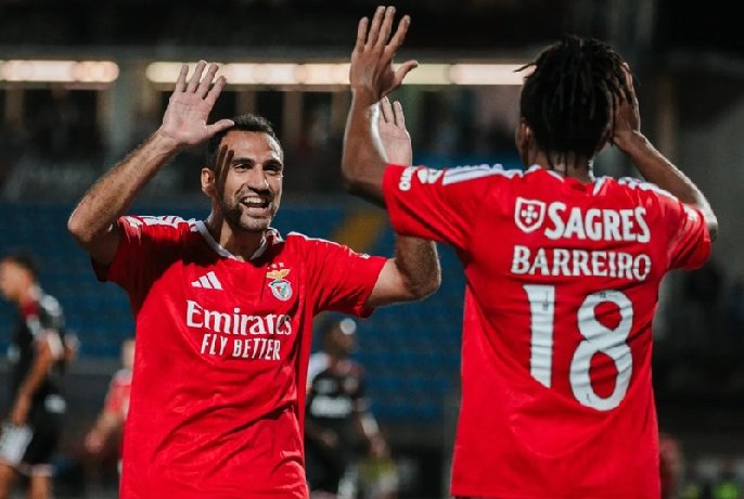  Nhận định Benfica vs Guimaraes 00h00 ngày 12/10: Chủ nhà áp đảo