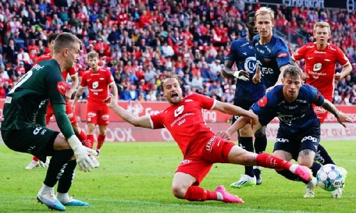  Nhật định phạt góc Brann vs Viking, 00h00 ngày 10/10