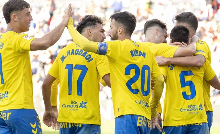  Nhận định Las Palmas vs Valladolid 23h30 ngày 04/10: 'Tổ ấm' trên đảo Canary