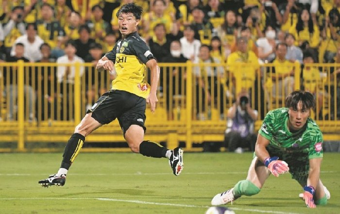  Nhận định Kashiwa Reysol vs Vissel Kobe 17h00 ngày 9/10: Bắt tay có điểm