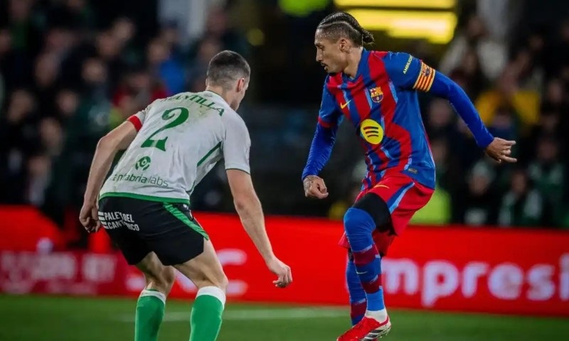 Nhật định phạt góc Barcelona vs Racing Santander, 02h30 ngày 17/9 - Ảnh 1