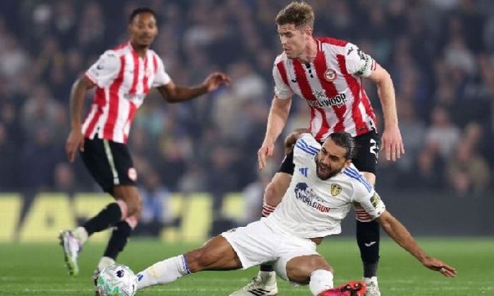  Nhật định phạt góc Leeds vs Brentford, 20h00 ngày 30/8